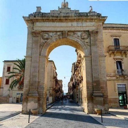 诺托Piccola Casetta In Pieno Centro别墅 外观 照片